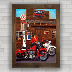 Quadro decorativo com pôster de moto e posto de gasolina .