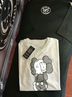 Remera "Kaws" - comprar online