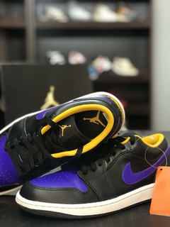 Jordan 1 Low "Dark Concord" en internet