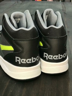 Reebok "BB4500 Baseline 1.0" en internet