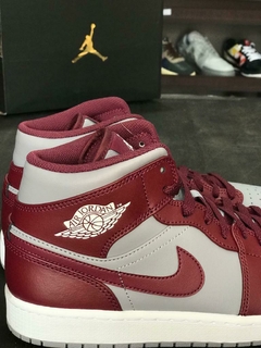 Jordan 1 Mid "Cherrywood Red" - tienda online