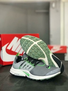 Nike Air Presto "Prm Smoke" en internet