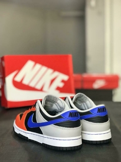 Nike SB Dunk Low "Emb NBA 75° Aniversario Knicks" - tienda online