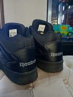 Reebok "Royal Hi" en internet