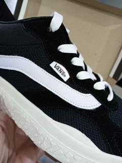 Vans "Ultrarange" Premium en internet