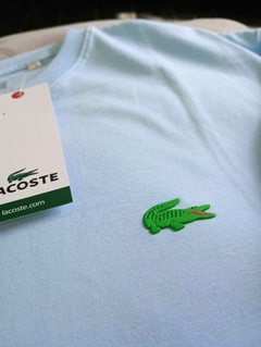 Remeras "Lacoste" en internet