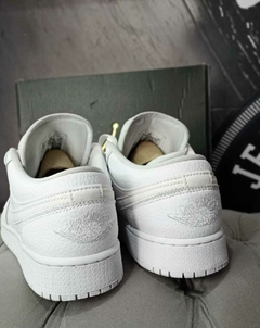 Jordan 1 Low "Triple White" - Jean Paul Shop