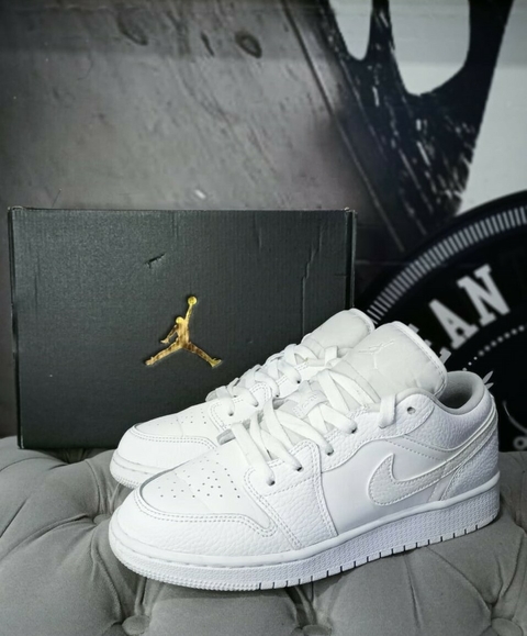 Jordan 1 Low "Triple White"