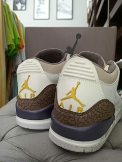 Jordan Retro 3 "Light Orewood Brown" G5 en internet