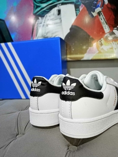 Adidas "Superstar" G5 en internet