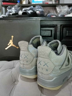 Jordan Retro 4 "Kaws" G5 en internet