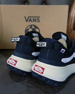 Vans MTE "Crosspath" en internet