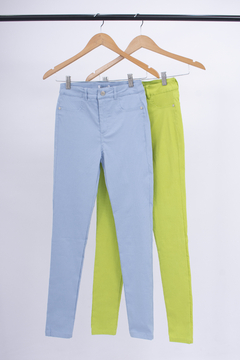 Imagen de 30763 BPL PANTALON BASICO EN COLORS (30763)