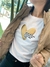 Remera SOMOS DE DONDE SENTIMOS QUE EL ALMA NOS VIBRA - Dorado - comprar online