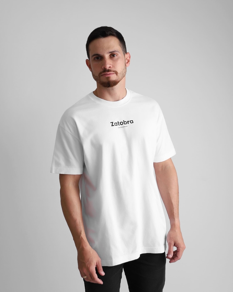 Camiseta oversized branca Zatobra