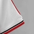 Detalhe da barra da camisa retrô São Paulo I 2000 masculina, destacando as cores vermelho, preto e branco.

Camisa Retrô São Paulo I 2000 Masculina
Uniforme titular São Paulo FC 2000 original
Camisa histórica São Paulo Futebol Clube retrô oficial
Camisa T