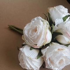 Buque de Rosas Offwhite - comprar online