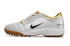 Chuteira Nike Total 90 III - Society