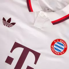 Camiseta Adidas Bayern de Munique 24/25 na internet