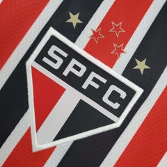 Camiseta Adidas São Paulo - 21/22 na internet