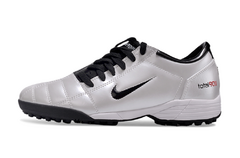 Chuteira Nike Total 90 III - Society