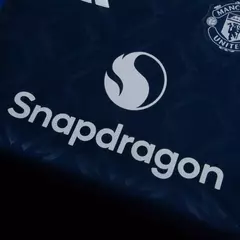 Camiseta Adidas Manchester United 24/25 na internet