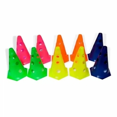 Cod. 3048 - Cones Pequenos de Plástico Furados - comprar online