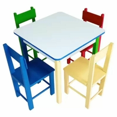 Cod. 8604 - Conjunto de Mesa Infantil com 4 Cadeiras