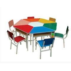 Cod. 8605 - Conjunto de Mesa Sextavada Infantil com 6 Cadeiras