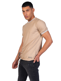 REMERA DERBY - Gotland Clothing