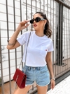 Camiseta Cropped Coração Bolso