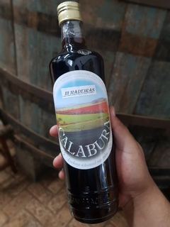 Cachaça Calabura III Madeiras na internet