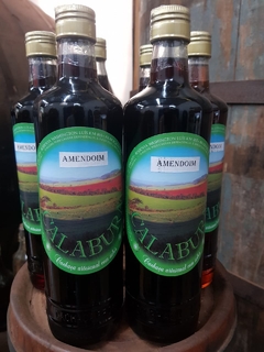 Cachaça Calabura Sabor Amendoim - Cachaça Calabura