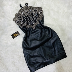 Vestido Tubinho Preto Bordado Courino PW