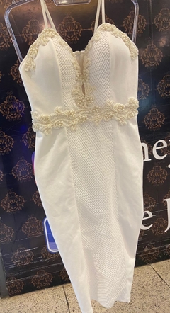 Vestido Midi Branco Bordado PW