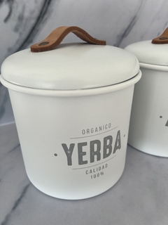 TARROS DE YERBA Y AZUCAR CON MANIJA DE CUERO - comprar online