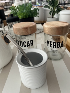 FRASCOS DE YERBA Y AZUCAR C/TAPA DE MADERA - comprar online