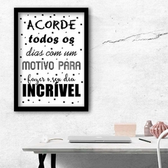 Quadro Acorde Todos os Dias com um Motivo