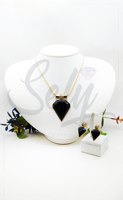 Conjunto Folheado a Ouro - Ágata Preta Triangular