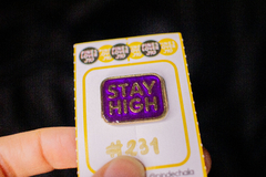 #231 Stay High - EDICIÓN LIMITADA GEN2 - Pines Temporada Primavera 2024 - comprar online