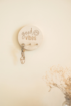 PORTA LLAVES CIRCULAR GOOD VIBES