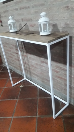 Mesa recibidora Zara con madera