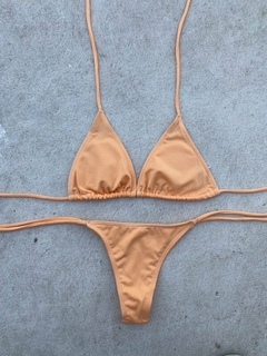 Bikini Pastel Naranja en internet