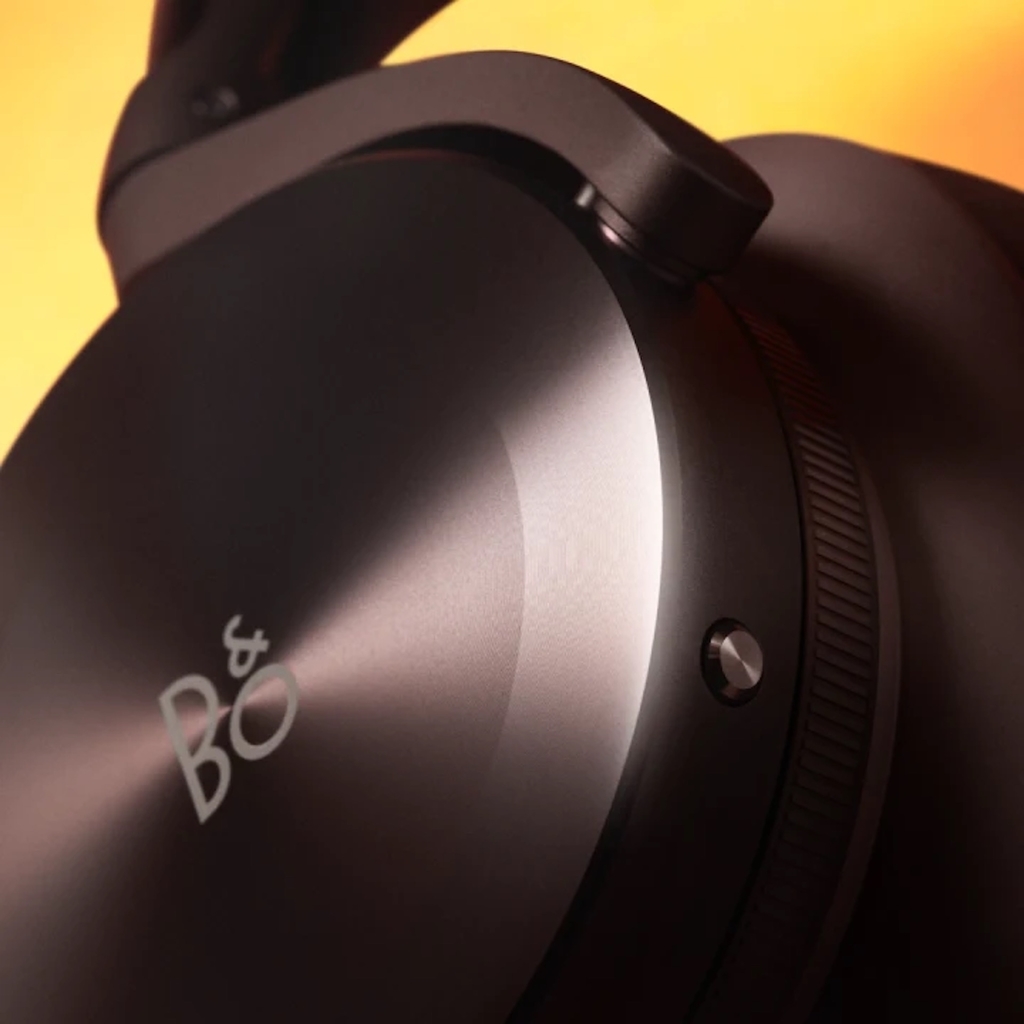 Bang & Olufsen Beoplay H95 , Over-Ear Wireless Headphones , Premium Comfortable , Excepcional cancelamento de ruído ativo adaptativo (ANC) , Driver de titânio eletrodinâmico com ímãs de neodímio, Escolha a cor na internet