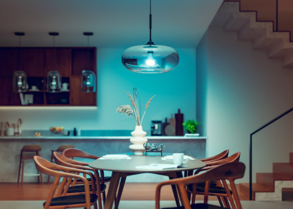 Philips Hue Smart White and Color Ambiance Lâmpada Inteligente A21 100W 1.600 lumens na internet