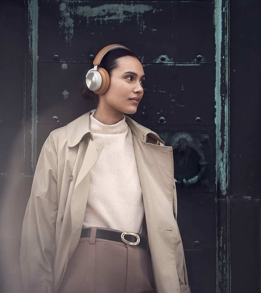 Bang & Olufsen Beosound HX l Over-Ear Headphones l Noise-Canceling Wireless l Cancelamento de ruído ativo adaptativo l Modo de transparência l Até 40 horas de bateria l Até 12 metros de alcance l Escolha a cor - online store