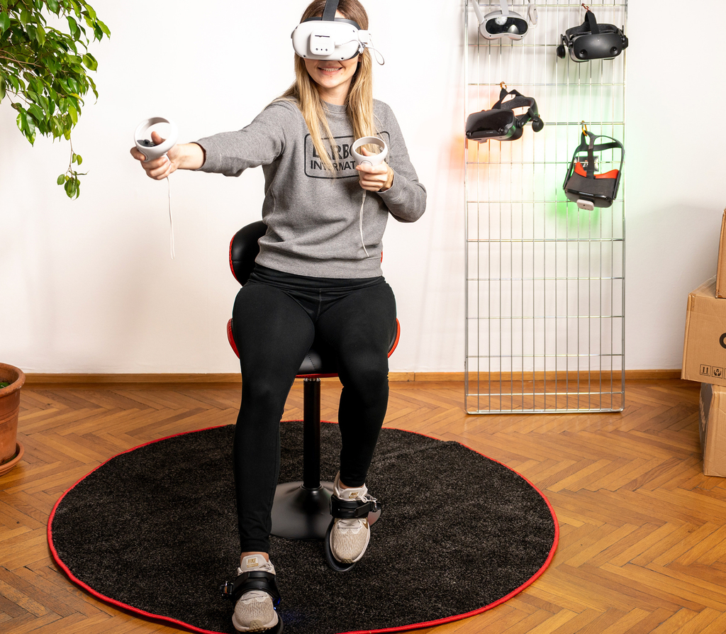 Cybershoes Gaming Station l VR Foot Tracker l for Oculus Quest & Steam VR l Use com seu headset VR para caminhar ou correr em jogos VR l Experimente o poder dos games de realidade virtual. on internet