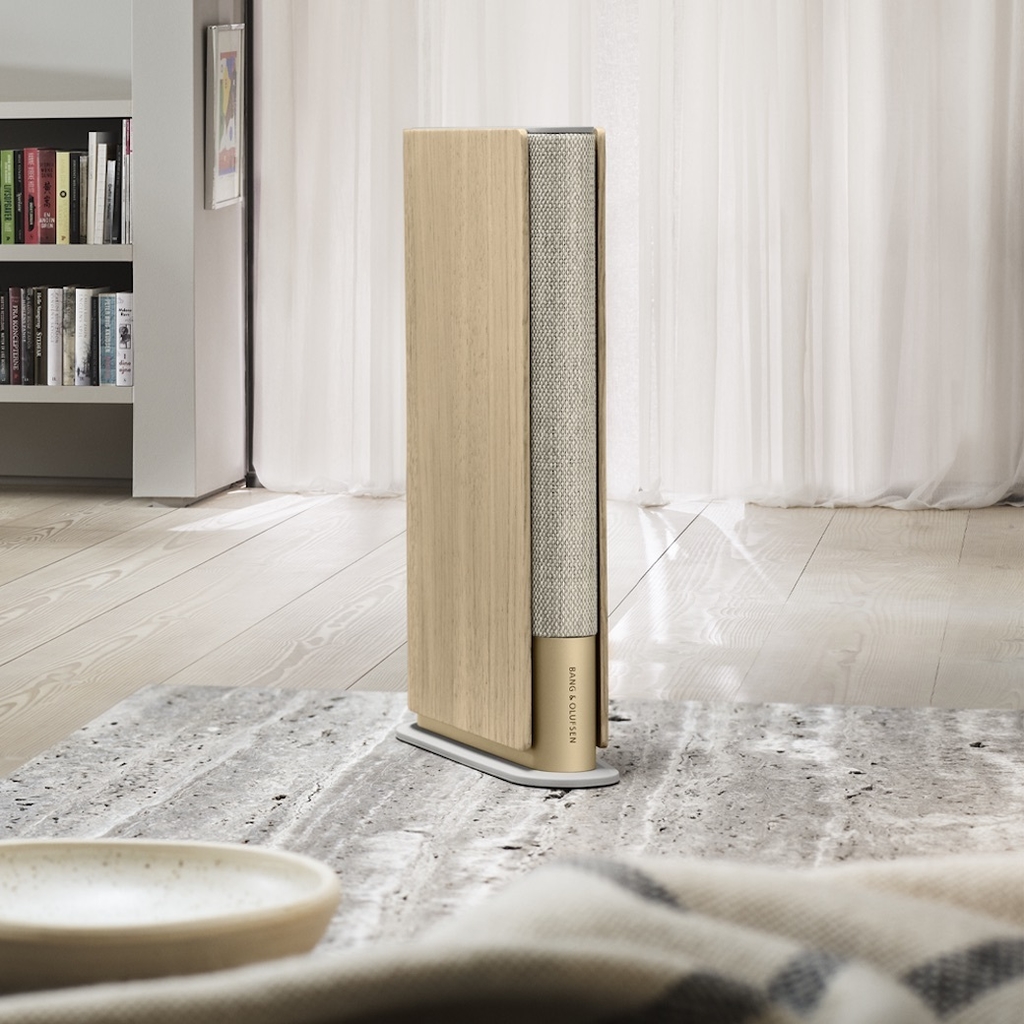 Bang & Olufsen Emerge Cor Black Anthracite , Chromecast & Google Assistant Integrados , Compatível com Apple 2 & Spotify Connect, Recomendado para áreas de 5m² até 30m² - tienda online