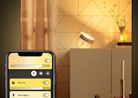 Imagem do Philips Hue Iris l Limited Edition Gold l White and Color Ambiance l Bluetooth Table Lamp Smart Lighting l 2ª Geração l Luminária de Mesa e Piso l Compatível com Alexa, Apple Homekit & Google Assistant | Funciona com Bluetooth e/ou com a Hue Bridge