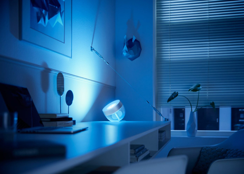 Philips Hue Iris l Limited Edition Silver l White and Color Ambiance l Bluetooth Table Lamp Smart Lighting l 2ª Geração l Luminária de Mesa e Piso l Compatível com Alexa, Apple Homekit & Google Assistant | Funciona com Bluetooth e/ou com a Hue Bridge l Kit3